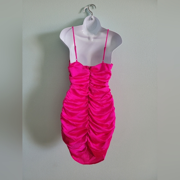 ‼️SOLD‼️Women's Wild Fable Dresses Sleeveless Ruched Satin Bodycon Dress - Picture 4 of 4
